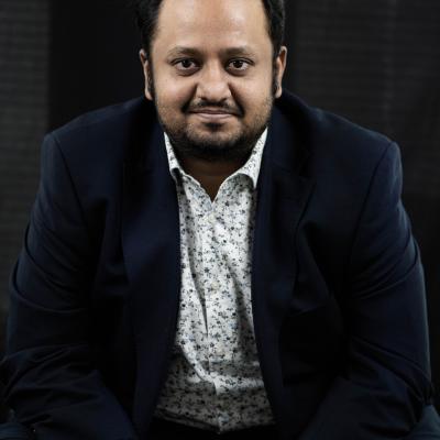 picture of speaker